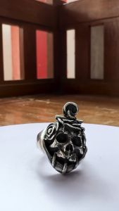 Pewterland Ringskull Mortusskull Cincin Tengkorak 3D Bahan Logam Timah Pria dan Wanita