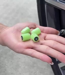 4Biji Tutup Pentil Ban Mobil Tutup Pentil Motor Tutup Pentil Sepeda Pentil Ban Tubeless Motor Pelindung Ban Mobil