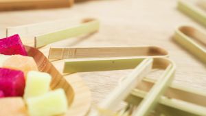 50pcs 10cm Bread Bamboo Tongs Disposable Cooking Tongs Food Serving Clips