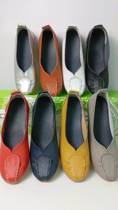 รองเท้า OXXO สุขภาพหนังแท้ หนังวัว รองเท้าคัทชู พี้นแบน ปากๆ ๆ และสั่งทำพิเศษ พื้นสูง 1นิ้ว X06018