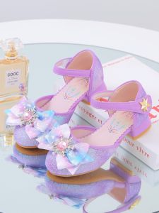 รองเท้าแตะส้นสูงแบบสวมสำหรับเด็กผู้หญิงในช่วงฤดูร้อน พื้นนุ่ม รองเท้าแตะทรงหัวกลมประดับคริสตัล เหมาะสำหรับเด็กอายุ 3-12 ปี