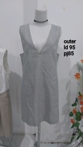 Dress outer