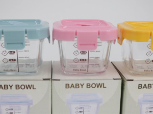 Babys separate meal artifact Glass Food Storage Sealed and Leakproof + with Scale Multi-color Small Capacity