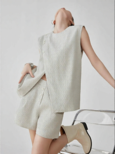 XIAODADEHUA | Gray Water Wave Pattern Oblique Placket Sleeveless Vest and A-line Shorts Womens Set