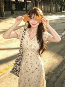 French Style Floral Dress Petite Waist Slimming