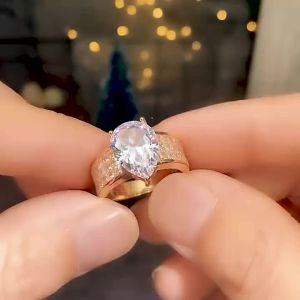 Huitan Luxury Gold Color Water Drop CZ Wedding Rings for Women Brilliant White Cubic Zirconia Engagement Jewelry Statement Rings