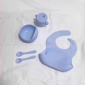 DreamBaby 8PCS Peralatan Makan Bayi Silikon Alat Makan Bayi Set Celemek Makan Bayi Mangkuk Sendok Bayi Bpa Free
