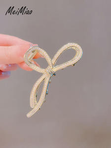 Elegant Medium Size Pearl Butterfly Knot Hair Clip Womens Shark Tail Hair Clip Fashionable Hair Accessories Elegant Feeling