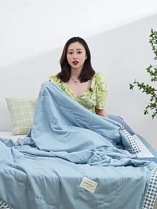 HLA | Soy Fiber Light And Breathable Antibacterial Machine Washable Summer Quilt