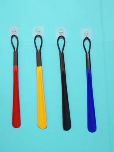 TookDee ช้อนใส่รองเท้า ที่ช้อนรองเท้า ช้อนรองเท้ายาว คละสี