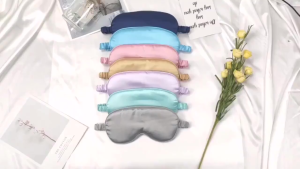 Silk Sleeping Eye Mask Cover Portable Rest Relax Eye Shade Cover Blindfold Eye Cover For Sleeping
