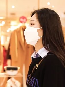 [MALAYSIA READY STOCK] 50pcs kf94 mask Face Mask kf94 4ply medical face mask Medical Mask kn95 Medical mask 3ply Face Mask