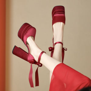 ยกระดับ 15 ซม.รองเท้าส้นสูง ผู้หญิง ภาษาฝรั่งเศสคํา Mary Janes หนาด้านล่างขนาดเล็กรองเท้าแต่งงานหัวเข็มขัดกลางที่ว่างเปล่ารองเท้าเดียว