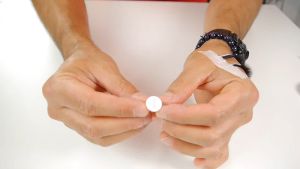 Ring glue atau tinta ring untuk meletakkan lem atau tinta sulam