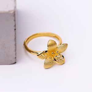 Chow Sang Sang 周生生 999.9 24K Pure Gold Chinese Wedding Collection Price-by-Weight 4.11g Floral Gold Ring 94446R #四点金 Si Dian Jin