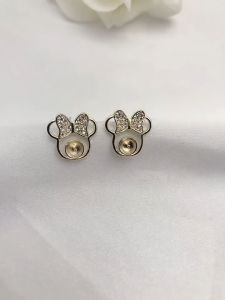 ANTING MUTIARA WANITA KOREA KEKINIAN AKSESORIS HIJAB ANTING TUSUK BENTUK MICKEY PEARL MODEL TERBARU 2021 ANT7