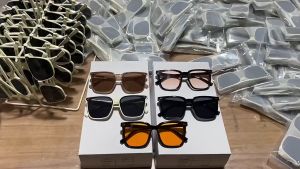 Kacamata Hitam Korea Gaya Kotak Kacamata Polarisasi Fashion Sunglasses