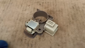 REGULATOR (OLD) 99 for HYUNDAI STAREX [OEM] Part #37300-4730037300-47300