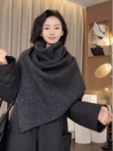 HUOLISI | High-Quality Grey High-Neck Knit Scarf