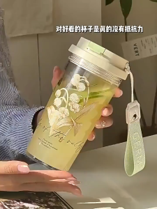 💦พร้อมส่ง🥤แก้วกาแฟ แก้วกระติกน้ําร้อน ขวดน้ำพกพา 600ml กระติกน้ำ เก็บได้ร้อน  เหมาะเป็นของขวัญ