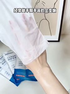 Soft Hand Mask Water Replenis Moisturizing Care For Your Hands 【3 pcs/ Pack 】致朵凡士林嫩滑手膜滋润修护补水保湿淡化细纹便携休闲护理手膜