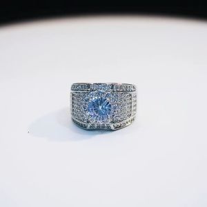 Luxury Group Full Diamond Mens Womens Ring Luxury European and American Silver Ring