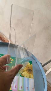 Kệ  mica để bàn A4 1 ngăn 3 ngăn  đựng tài liệu tờ rơi cho cá nhân doanh nghiệp
