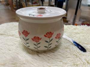 Hot Oil Jar Seasoning Jar Japanese Ceramic Seasoning Urn