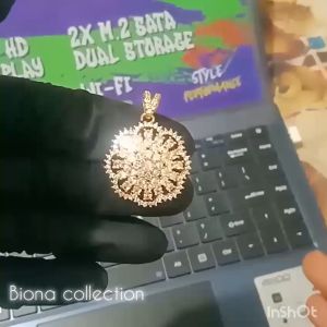 Top!! Liontin Jumbo Elegan Wanita Cantik dan Menarik Tahan Karat dan Tidak Gampang Hitam Model Terbaru dan Kekinian