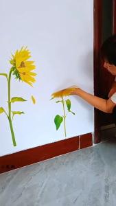 [HCM]DECAL DÁN TƯỜNG HƯỚNG DƯƠNG VÀNG VÀ CHÂN TƯỜNG HOA CỎ