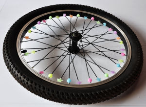 Bánh Xe Trang Trí Dây Đai Xe Đạp Trẻ Em Mới Dây Thép Trang Trí Hạt Dễ Thương Phụ Kiện Xe Trượt Patin