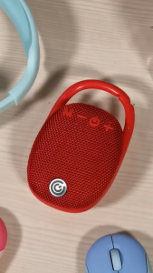 SonicGear SonicGo Clipz Portable Bluetooth Handsfree Speaker Bluetooth 5.3 & FM Radio
