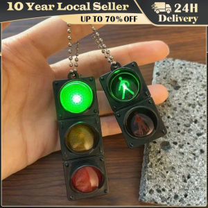 Plastic Traffic Light Key Chain Glowing Charms Car Keychains Signal Light Pendant Bag Pendant Jewelry Accessories 3D Key Ring Simulation Electronic Traffic Light Keychain Pendant Mini Pedestrian Light LED Light-emitting Toy Kids Cognitive Toy Gift