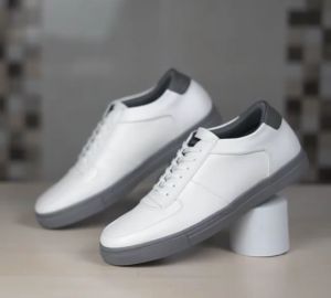 FAMO WHITE GREY |ManNeedMe x Reyl| Sepatu Sneakers Pria Casual Shoes