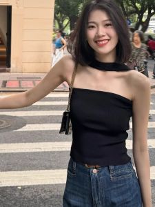 YUEZHONGWEI | เสื้อกั๊กถักสีดำแบบเกาะอกสไตล์ฝรั่งเศสสำหรับผู้หญิงในช่วงฤดูร้อน ทรงเข้ารูป แขนกุด เสื้อผ้าทำงาน สไตล์ลำลอง