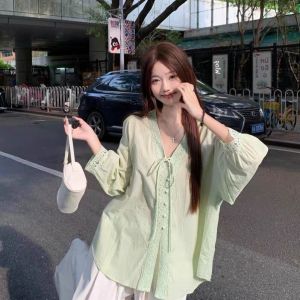 เสื้อเชิ้ตแขนยาวสีเขียวลายลูกไม้หลวมๆ สำหรับผู้หญิง ทรงหลวม ใส่สบาย ทรงเข้ารูป เสื้อผ้าทำงานสไตล์เกาหลี