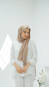 Pasmina Jersey Instan: Desain Nyaman & Aksesoris Hijab