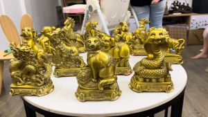 Bộ tượng 12 con giáp bệ vuông bằng đồng cao trung bình 16-18cm nặng khoảng 11kg/bộ