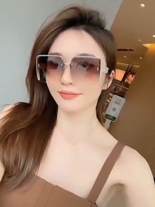 WE Kacamata Pantai Bingkai Persegi Untuk Wanita Hitam Anti UV Tanpa Bingkai Bentuk Persegi Frame Logam