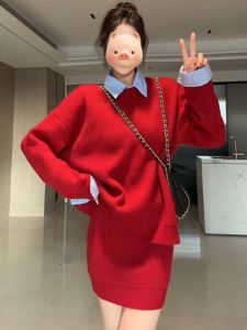 Bộ đồ nữ BINKAFENNY hai mảnh áo len đỏ và chân váy mini