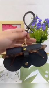 Tempat Kacamata Unik Simple AG050