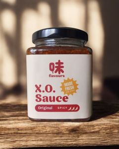 Original Spicy X.O. Sauce with fresh ingredients. Suitable for enhancing dishes with balanced flavors. Ideal for home cooking.
