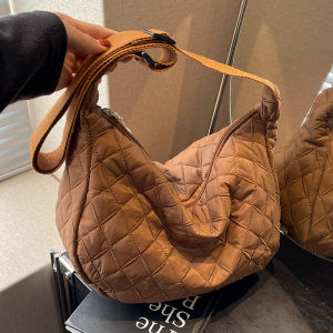 Trendy Diamond Grid Dumpling Bag Womens Crossbody Bag Small Design Sense Single Shoulder Bag Casual Simple Style Soft Leather