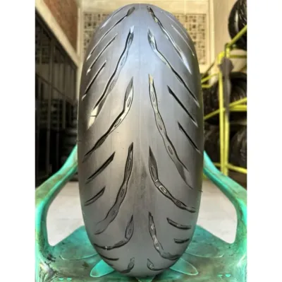 BAN TUBLES UKURAN 150/70-17 MEREK BRIDGESTONE BATTLAX