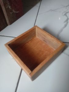 Tempat Wadah pakan ternak pakan ayam pakan burung