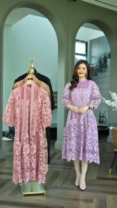 Cutie Minute อก 42” 44“ 46“ 48" เดรสลูกไม้เนื้อหนาเกรดพรีเมี่ยม แต่งดีเทลด้วยงานลูกไม้ตาข่ายช่วงอก เนื้อลูกไม้อย่างดี