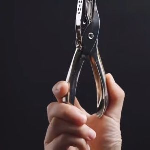 Hole puncher for metal sheets heavy duty punching machine stainless steel puncher for binder puncher pliers single hole metal punch school supplies puncher for notebook fastener puncher office supplies puncher for tags schoolsupplies puncher for plastic