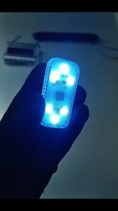 Đèn LED dán trần xe ô tô dùng pin sạc