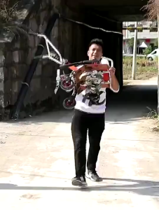 Unicorn Mini Cultivator Gardening weeder 98cc engine 4 Stroke petrol small rotary tiller The handcart lawn mower is widely used in vegetable gardens orchards farmland or flat land