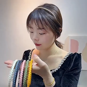 AKSESORIS BANDO PEREMPUAN MODEL SIRKAM KEPANG / AKSESORIS RAMBUT WANITA BANDO SISIR